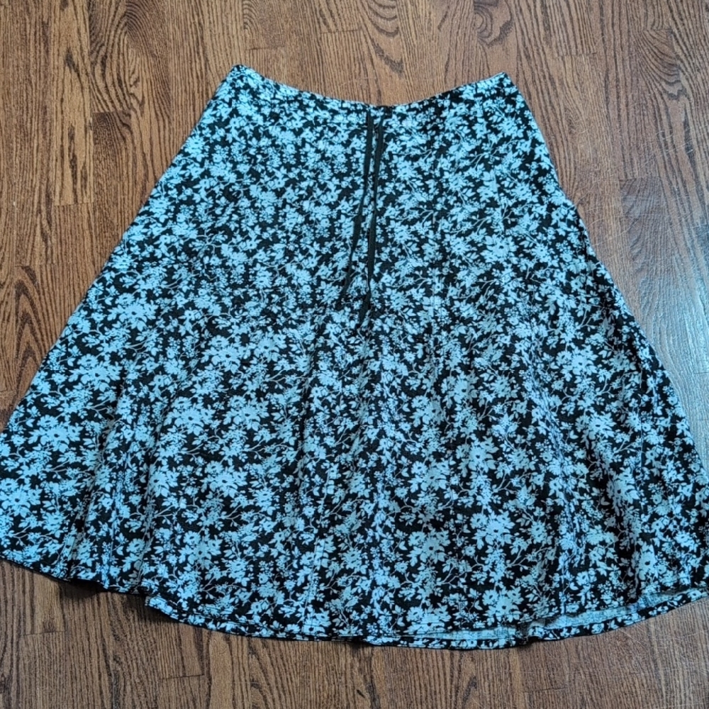 Liz Claiborne Black And White Floral Linen Skirt Size 14
